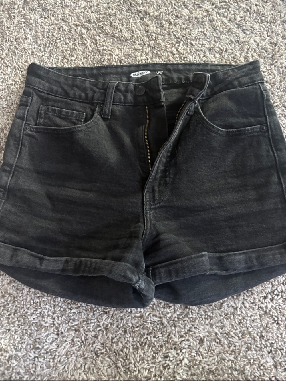Old Navy Black Rolled-Hem Women's Jean Shorts